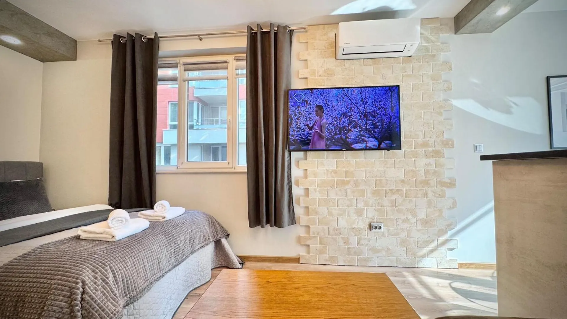 Top Centre 2Bed Apartment For 5 Guests 2 Minutes From High Street Plovdiv