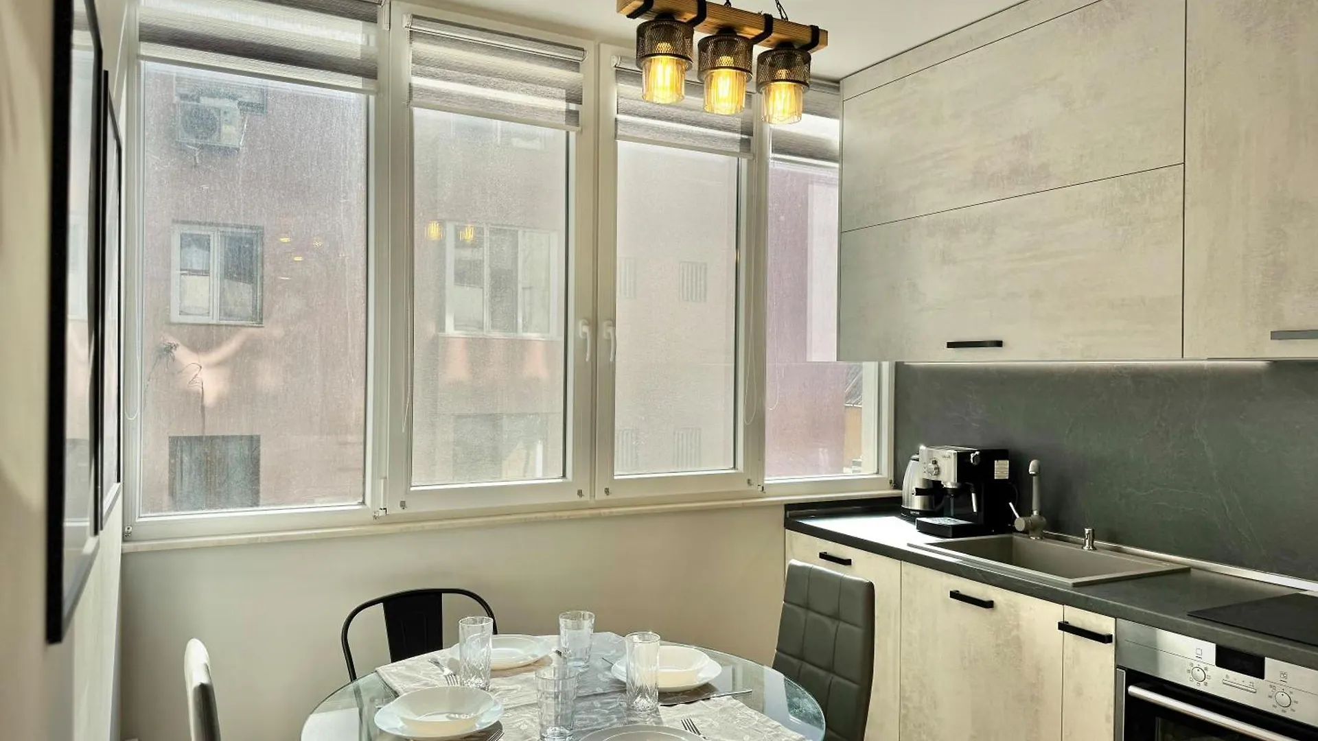 Top Centre 2Bed Apartment For 5 Guests 2 Minutes From High Street Plovdiv 0*,